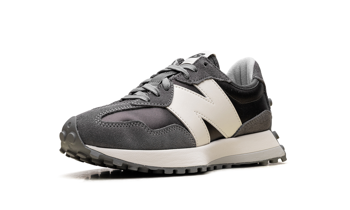 327 WMNS "Black Metallic Castlerock" WS327GLB