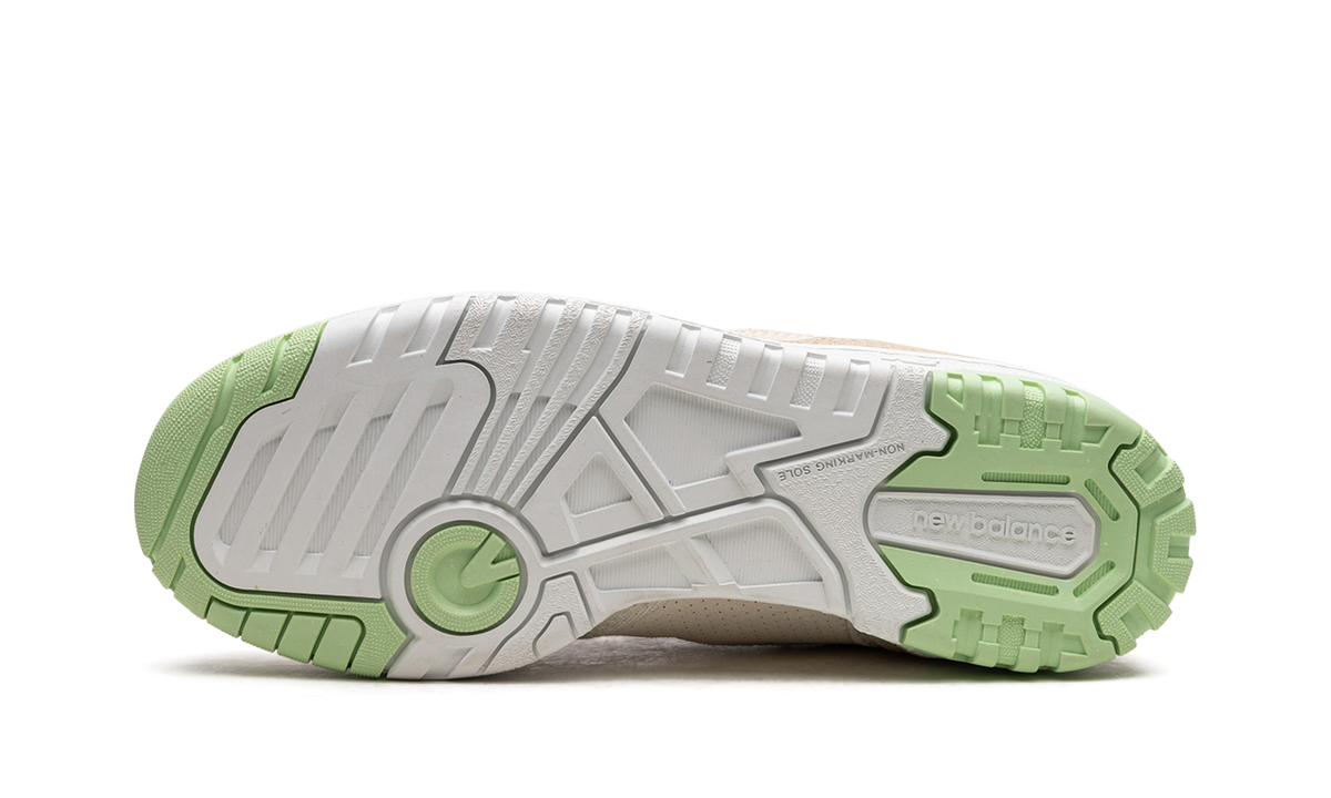 550 WMNS "Turtledove Green Aura" BBW550FB