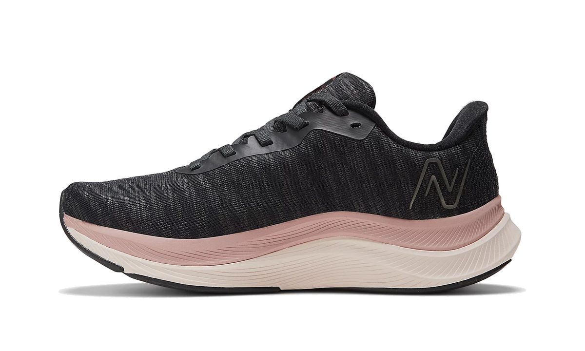 FuelCell Propel v4 WMNS "Black Pink Moon" WFCPRCK4